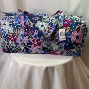 Vera Bradley Large Traveler Duffel! NWT